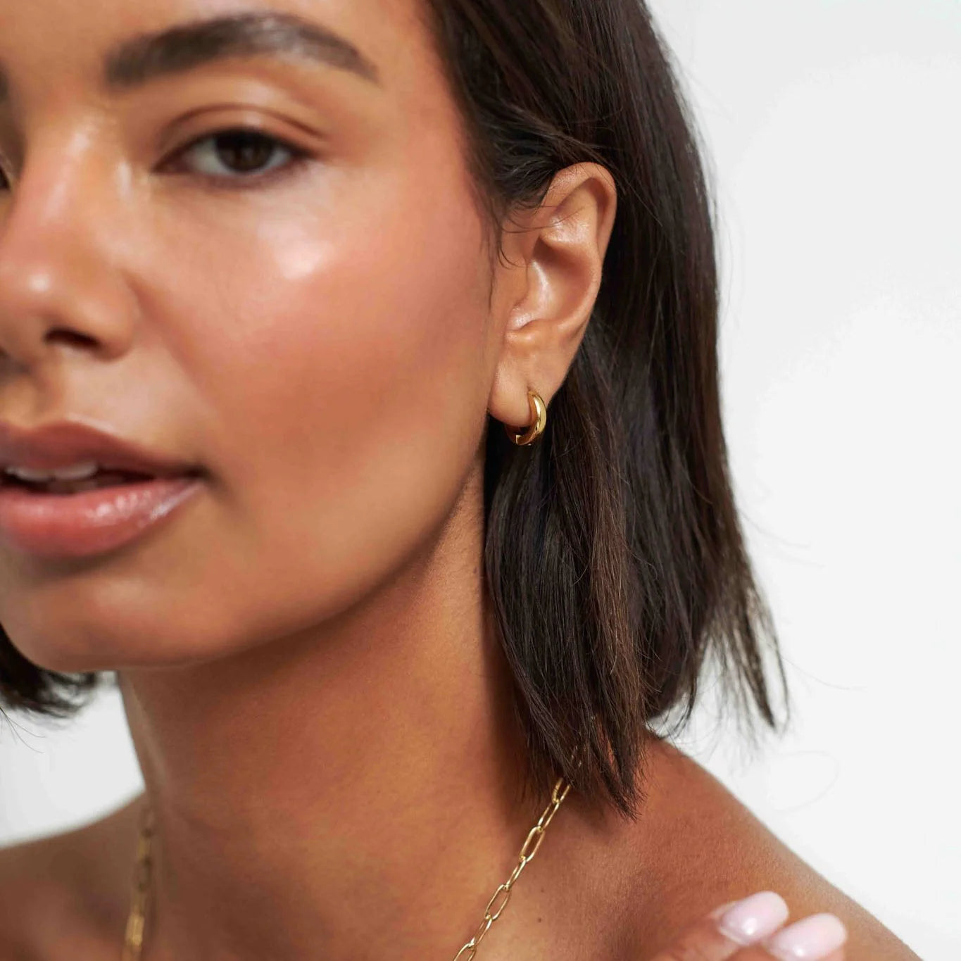 Minimal Bolt Earring