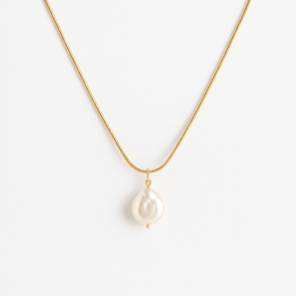 Pearl Pendant Necklace