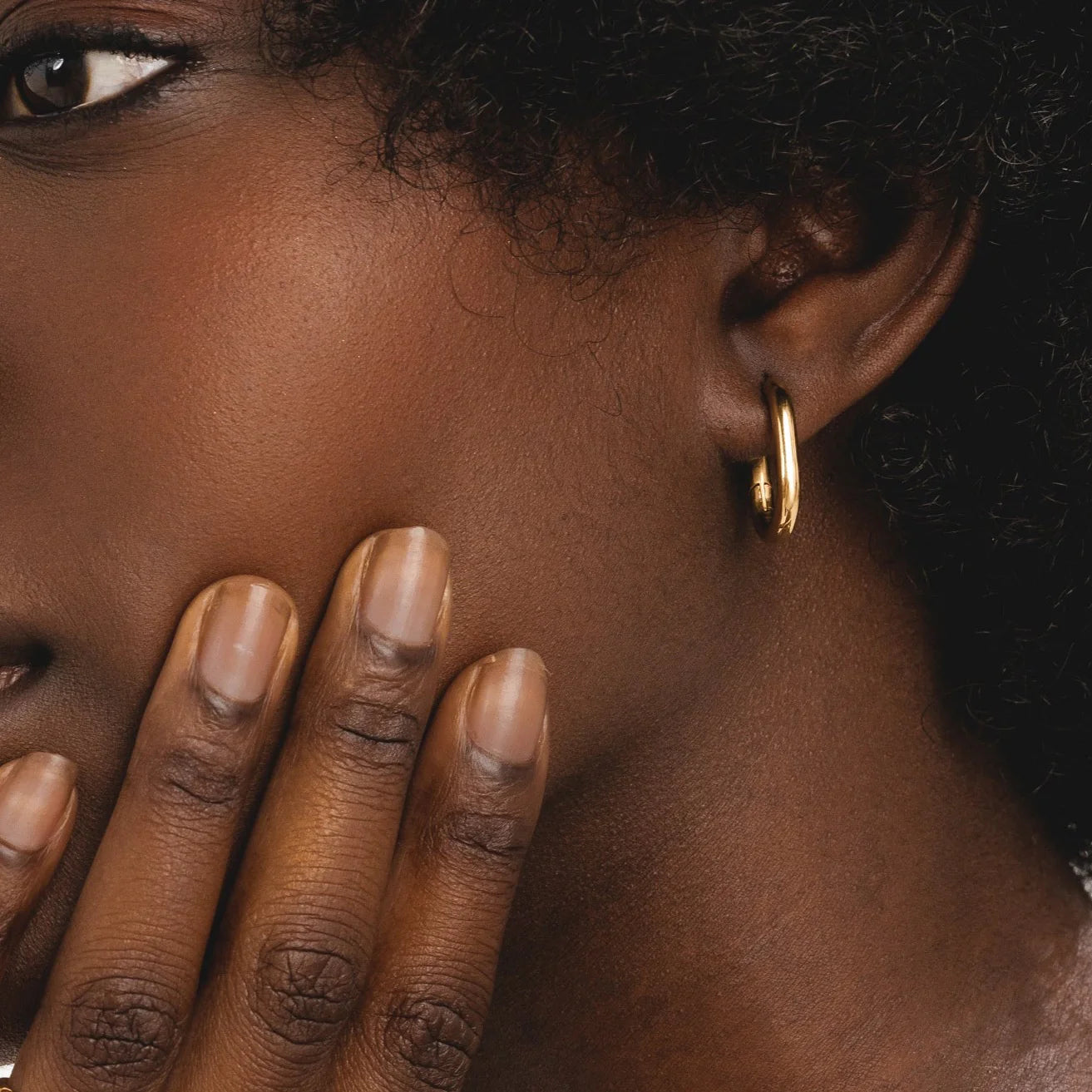 Classic Oval Earring