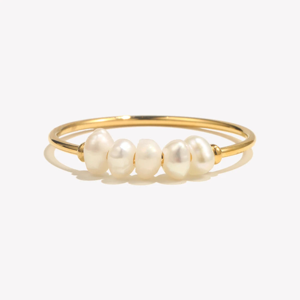Mini Pearls Ring