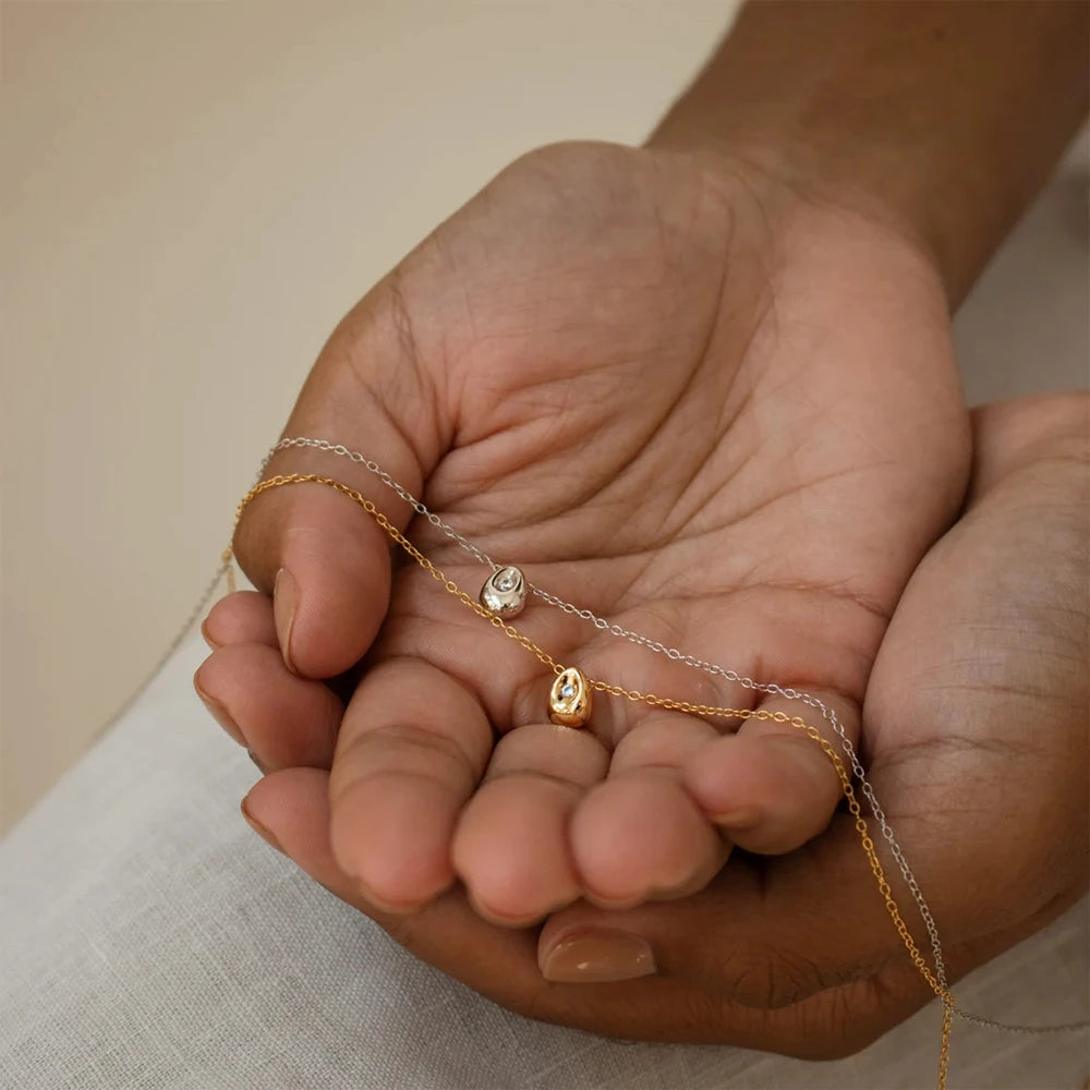 Drop Gold Minimalist Necklace