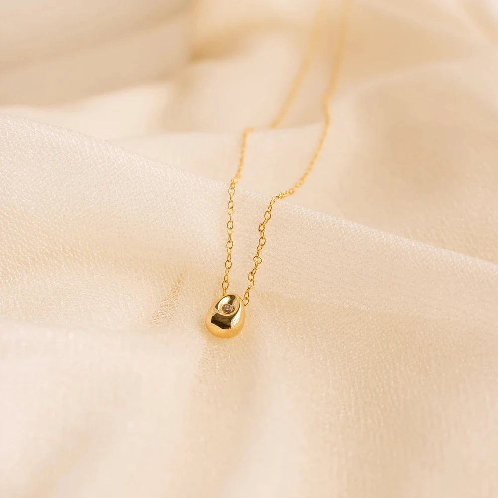 Drop Gold Minimalist Necklace